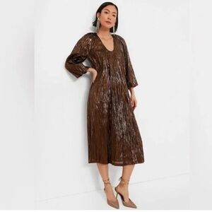 Hyacinth House Tuckernuck Plisse Dorinda metallic Brown Midi Dress